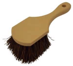 UTILITY SCRUB 8-1/2" BROWN POLY